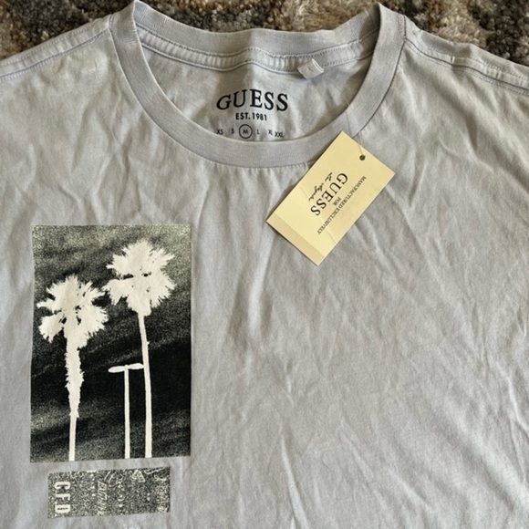 Guess t-shirt sz M - Picture 5 of 8